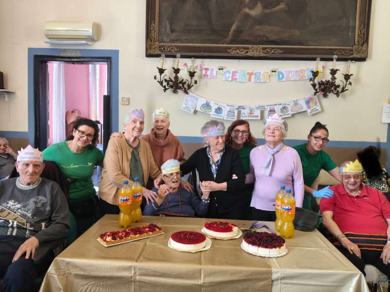 Centro diurno e RSA Genova - festa di compleanno